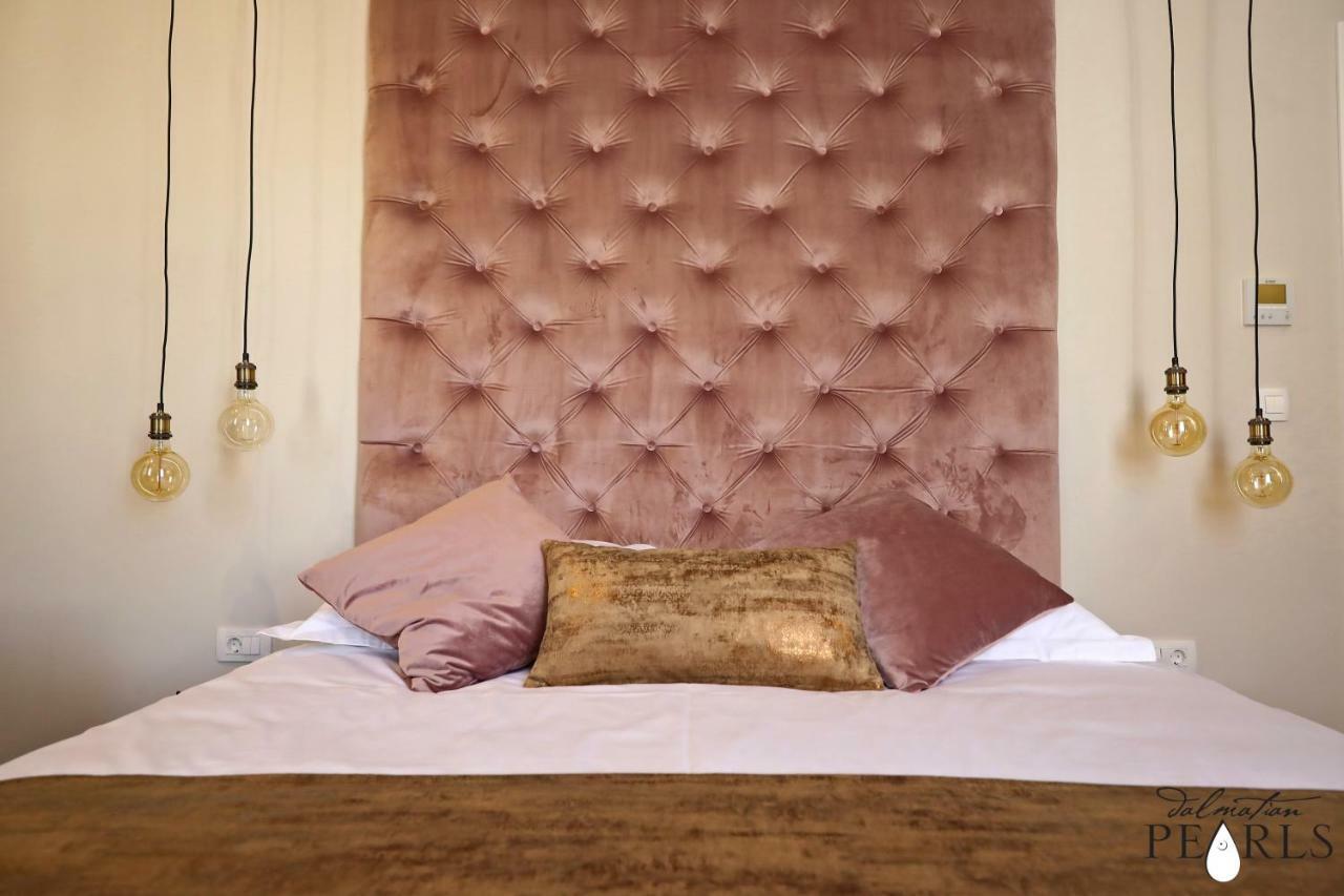 Three Pearls Deluxe Rooms & Studios Zadar Exteriér fotografie